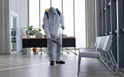 رش مبيدات حشرية